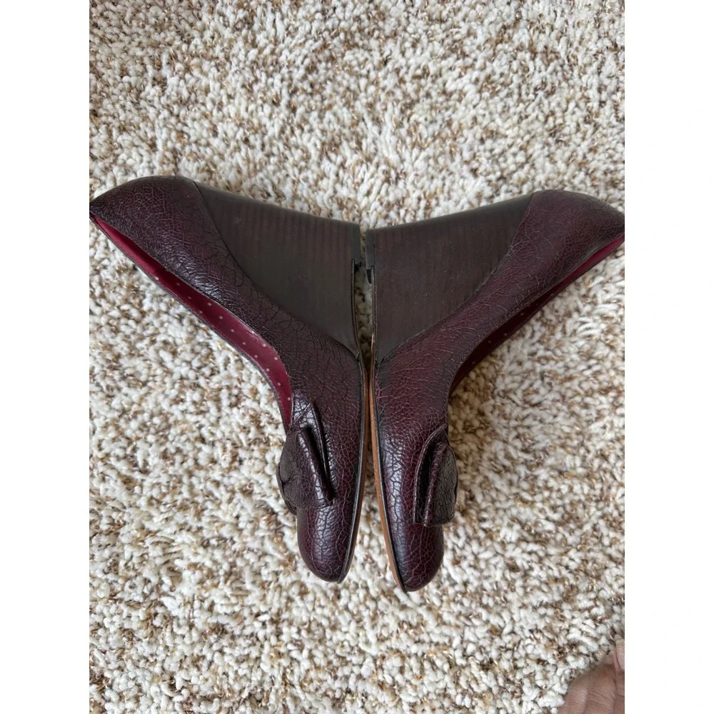 Moschino Cheap and Chic Oxblood Leather Bow Pumps Heels 36 Made Italy